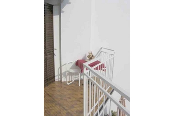 Montenegro Privát Herceg Novi, Exterior